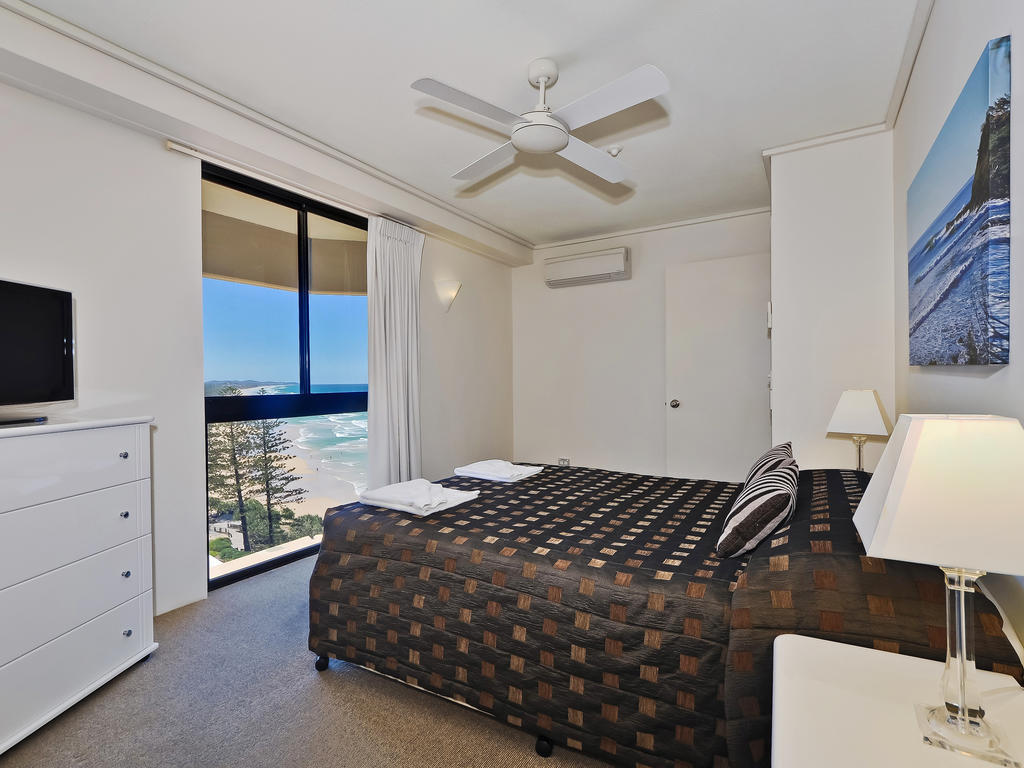 Clubb Coolum Beach Resort Sunshine Coast Exteriör bild