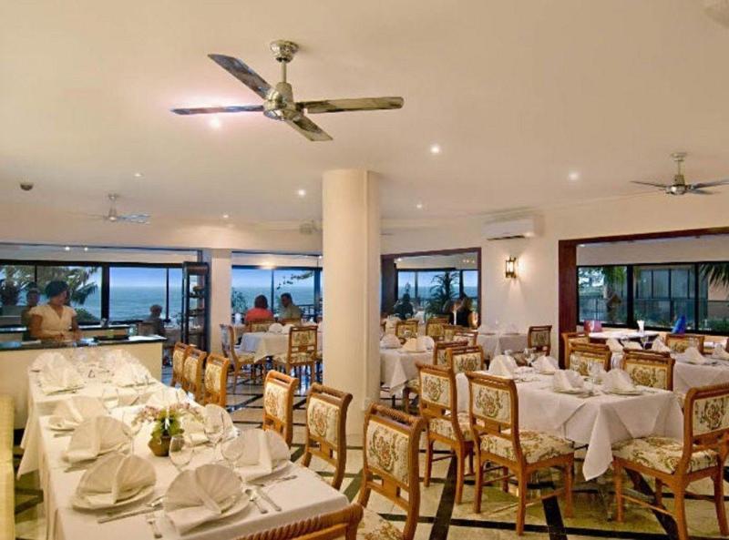 Clubb Coolum Beach Resort Sunshine Coast Exteriör bild